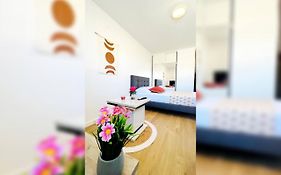 Le Cosy Zen Studio